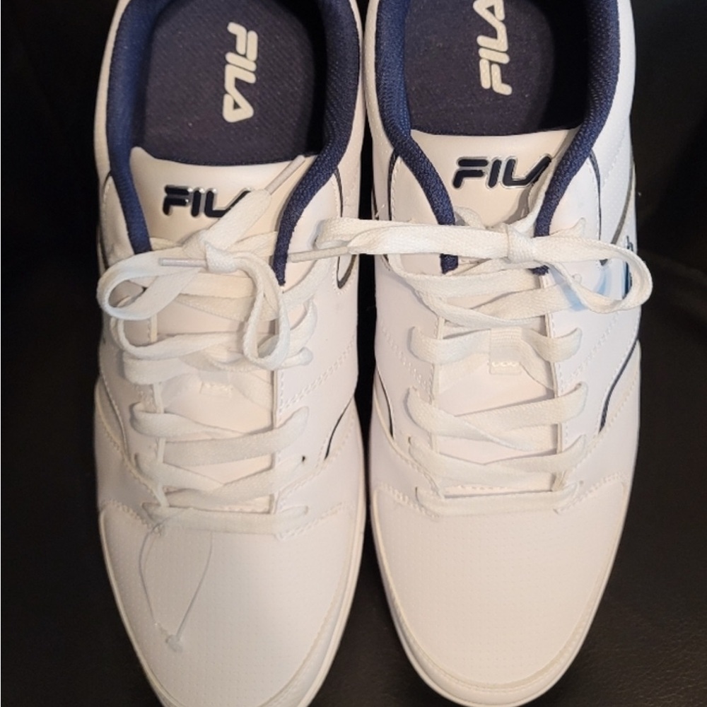 NWOT | Fila Sneakers- Men's Size 12 - Picture 5 of 7